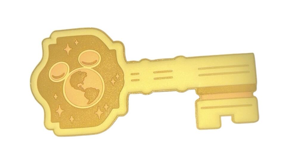 Gold Disney Vacation Club Travel Mickey Mouse QR Code Key